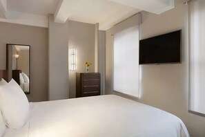 Comfortable Queen size bed!
Exact unit will be assigned upon arrival. Views, colors and decor may vary.