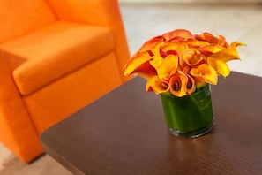 Exact unit will be assigned upon arrival. Views, colors and decor may vary.