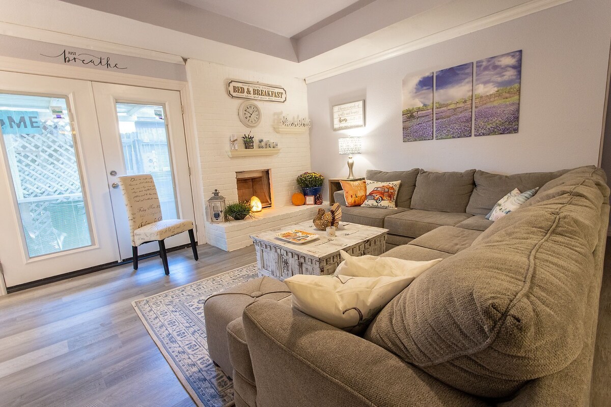 Texas Bluebonnet Farmhouse