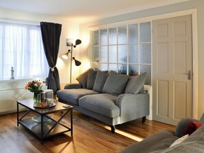 Living room | April Cottage, Sewerby
