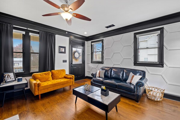 Living area - front door entrance