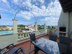 Terrasse / Balkon