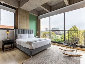 Queen Bed