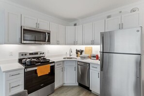 Fully equipped kitchen with plenty of counter space