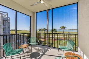 Rear, Corner Lanai w/ Golf Course Views