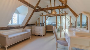 Bedroom Four, Yew Tree Cottage, Bolthole Retreats