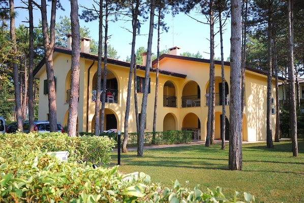Holiday Home Exterior [summer]