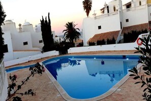Holiday Home Swimming Pool