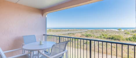 Living area oceanfront balcony 