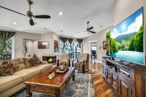 Hardwood, Flooring, Ceiling Fan, Furniture, Table