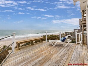 Main Floor Sun Deck