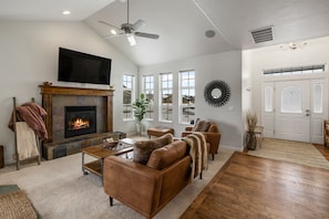 main living area, entry way 