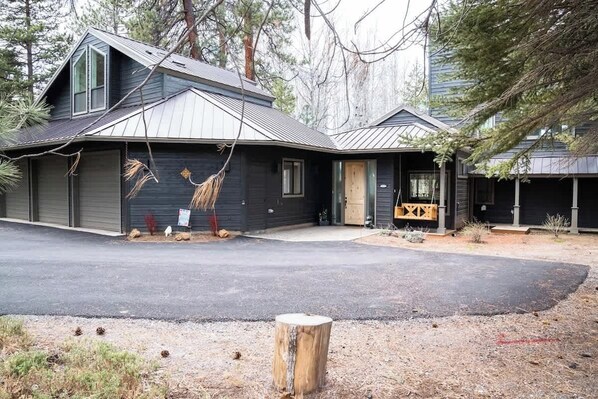 Our driveway can easily accommodate 6-8 vehicles.