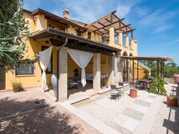 Holiday Home Exterior [summer]