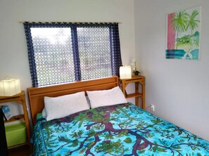 Airy bedroom for a good night sleep