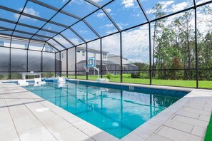 Private Pool & Patio
