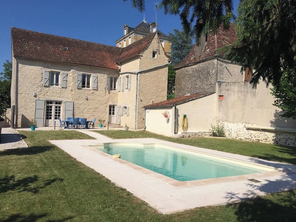 Vue sur piscine