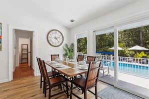Dining Table with Seating for Six at 37 Mooring Buoy