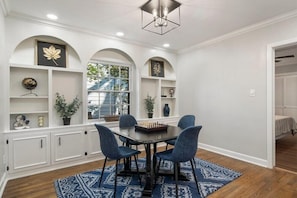 Dining space to celebrate and spend time with family or friends.