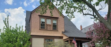 Circa 1875 Shingle Style Victorian home-Pear Tree Manor