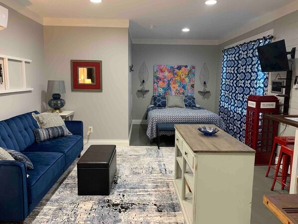 Stay in a unique, cozy suite that blends vintage and modern elements. 