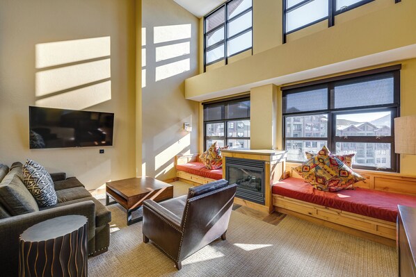 Canyons Village | Grand Summit Resort Condo | 1BR + Loft | 2BA | 1,350 Sq Ft