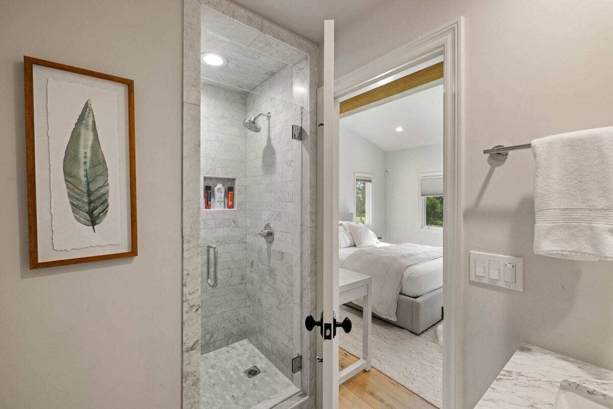 New Three Bed 3 Bath overlooking MPCC Fairway