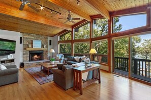 Living room w/view!