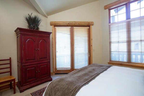 Home Decor, Furniture, Chair, Window, Bed