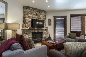 Home Decor, Living Room, Room, Indoors, Couch