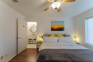 King suite with a full bathroom (shower)