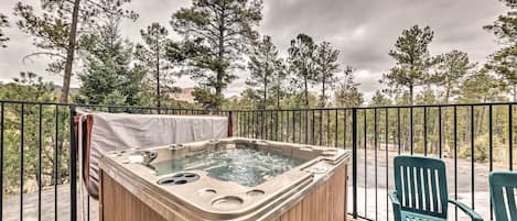 Alto Vacation Rental | 4BR | 3.5BA | 2 Steps Required for Entry | 4,344 Sq Ft