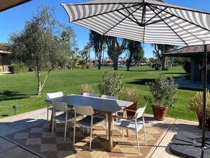 Dining Al fresco with umbrella 