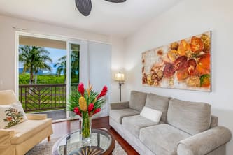 Luxury Poipu townhome with lanai, mountain view & on-site pool, hot tub, gym