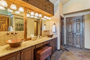 Indoors, Sink, Sink Faucet, Floor, Double Sink
