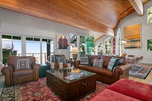 Indoors, Furniture, Living Room, Home Decor, Couch