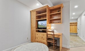 Indoors, Hardwood, Home Decor, Stained Wood, Screen