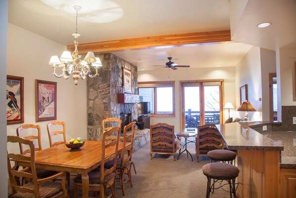 Chair, Furniture, Flooring, Hardwood, Dining Room