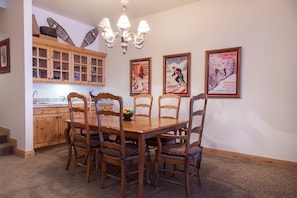 Chair, Furniture, Flooring, Hardwood, Room