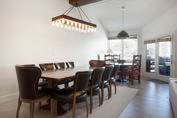 Chair, Furniture, Room, Indoors, Flooring