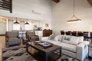 Living Room, Room, Indoors, Furniture, Couch
