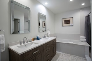 Double Sink, Indoors, Flooring, Sink Faucet, Sink