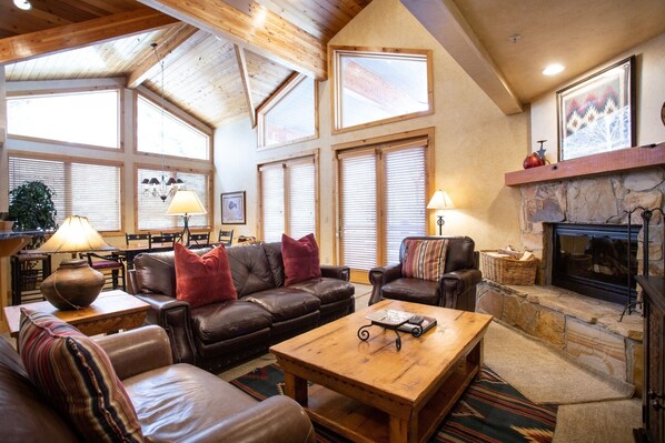 Furniture, Living Room, Indoors, Room, Couch