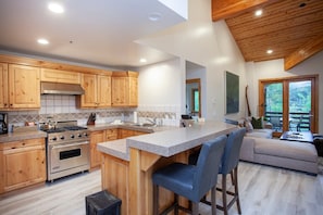 Room, Indoors, Kitchen Island, Flooring, Hardwood