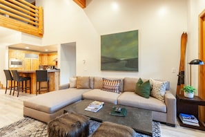 Furniture, Living Room, Room, Indoors, Chair