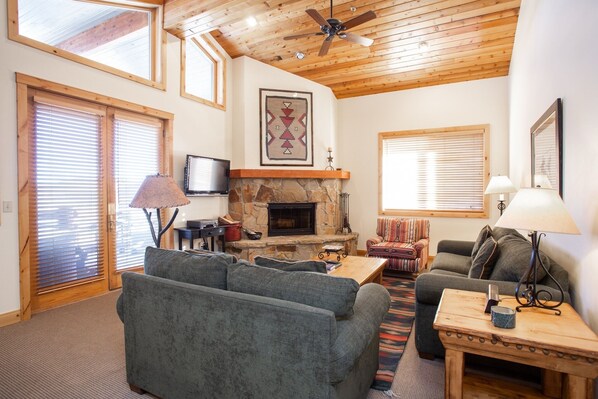 Couch, Furniture, Home Decor, Living Room, Indoors