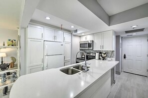 Fully renovated condo and fully stoked kitchen.
