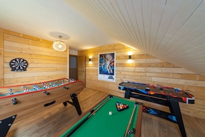 Spielezimmer
