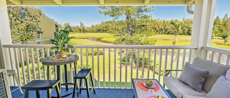 Airy balcony with spectacular golf course view