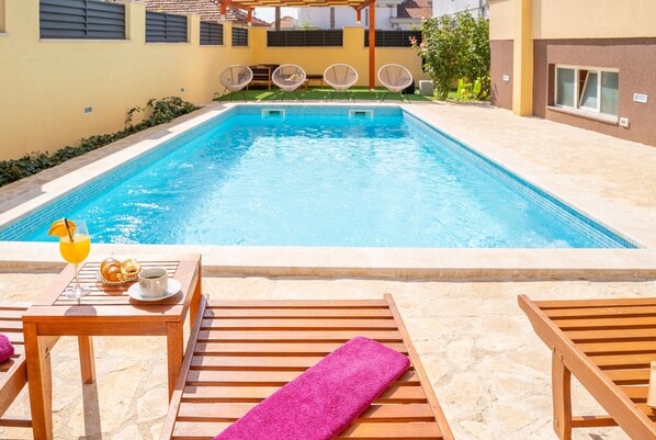 pool